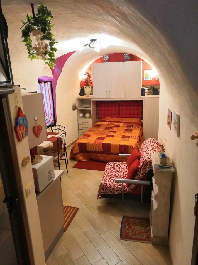Il Torchio Apartment Dolceacqua Exterior photo